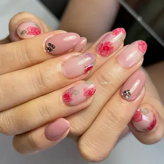 ミディアム ネイル richeri beautyのエステ・リラクイメージ