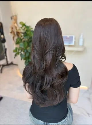 ロング カラー 韓国風レイヤーカラー ライムのヘアスタイル