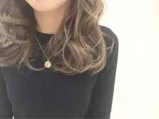 ミディアム カラー ハイトーン×髪質改善 KENTAのヘアスタイル