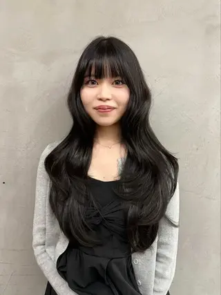 ロング カラー 🖤 Aya 🖤 Zina 梅田茶屋町のヘアスタイル