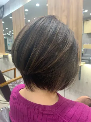 ショート カラー hair salon mementoのヘアスタイル