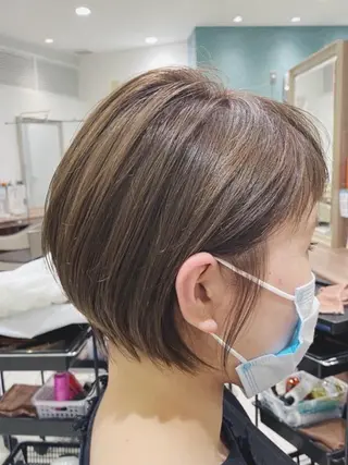 ショート 中村 楓のヘアスタイル