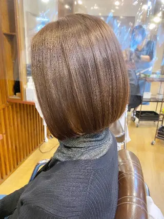 ミディアム カラー 女性目線でつくる ショートayakaのヘアスタイル