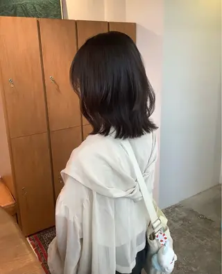 ミディアム aiko【艶カラー ・ミニモ年内で終了】のヘアスタイル