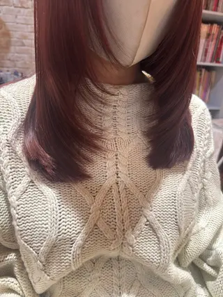 ロング 小倉 沙織のヘアスタイル