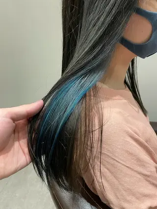 ロング カラー EIIR 玉造.のヘアスタイル