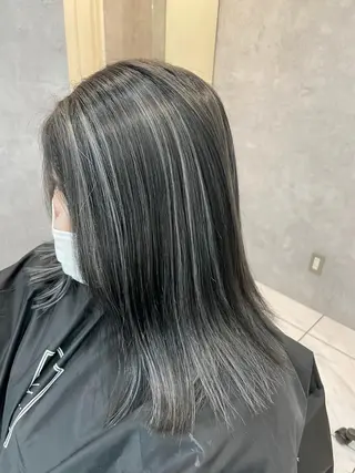 カラー SALOWIN栄 高須大貴のヘアスタイル