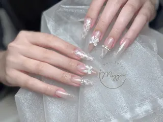 ネイル Maggie Nail🦩のネイルデザイン
