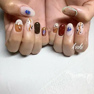 ネイル kichi･: *のネイルデザイン