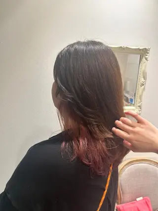 セミロング 女性のための美容師/ 下北沢/ヨシダモモカのヘアスタイル