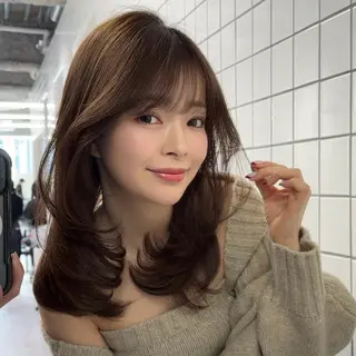 セミロング 韓国ヘア🤍🇰🇷 ‪🫶🏻吉満のヘアスタイル