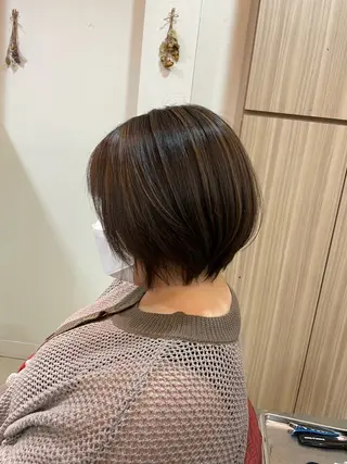 ショート カラー フェザー/波巻き 雫石大夢のヘアスタイル