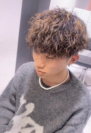 ショート メンズ 🔥大人の色気パーマ メンズヘア特化🔥のヘアスタイル