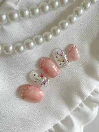 ネイル AYA Reginaのネイルデザイン