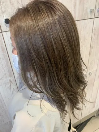 カラー 😈サクマ シオン😈のヘアスタイル