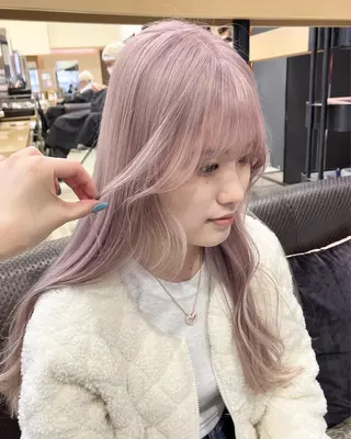 セミロング カラー 海外girl🤎 透明感ベージュmaoのヘアスタイル