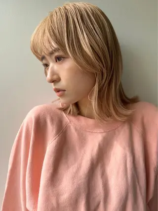 セミロング 💥ウルフカット デザインあんな💥のヘアスタイル