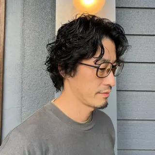 パーマ シマダ ユウナのヘアスタイル