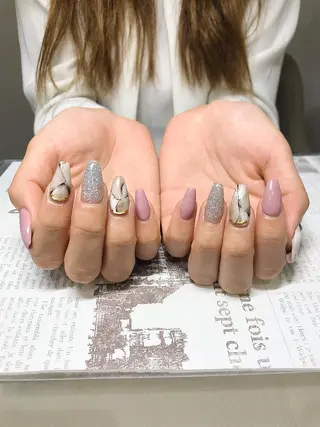 ネイル elu :nail&eyeのネイルデザイン