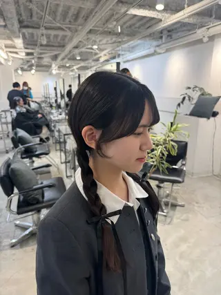 セミロング 新宿/顔周りカット +レイヤー＝しずく♩のヘアスタイル