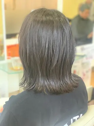 ミディアム 吉川 茉由子のマツエク・マツパデザイン
