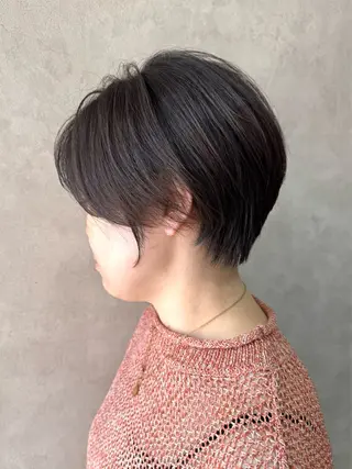 ショート カラー 黒木 栞のヘアスタイル
