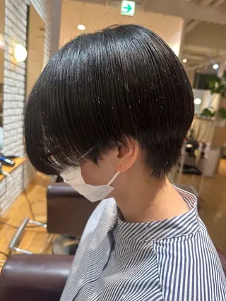 ショート 松浦 麻衣のヘアスタイル