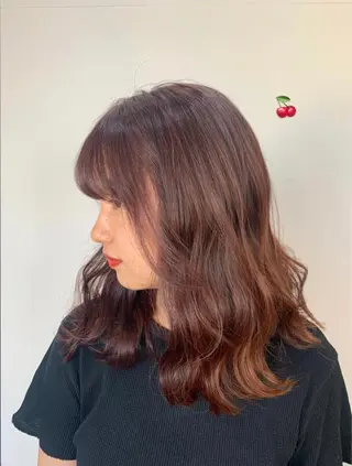 セミロング カラー Nagisa🥥🧡 南森町駅 徒歩30秒のヘアスタイル