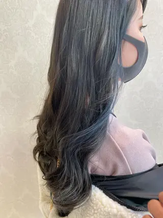 ロング カラー デザインカラー✨新倉 佑奈のヘアスタイル