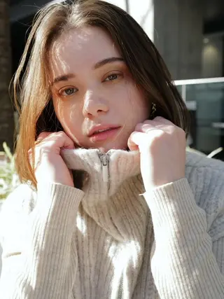 ミディアム 冨岡 千尋のヘアスタイル