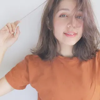 ミディアム 石川 理恵のヘアスタイル