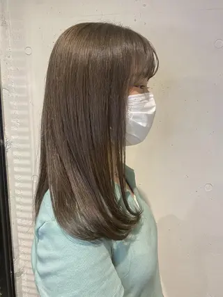 ロング カラー パーマ shiori ﾍﾞｰｼﾞｭｶﾗｰのヘアスタイル