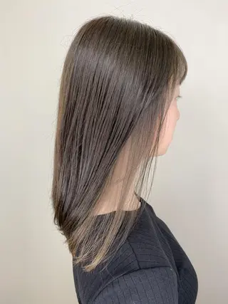 セミロング カラー 【透明感、艶髪】西村 有司のヘアスタイル