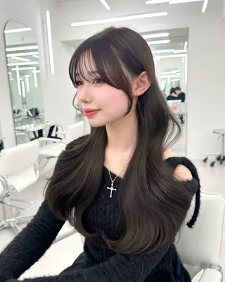 セミロング カラー 🇰🇷韓国風くびれ ヘア🇰🇷中村優大のヘアスタイル