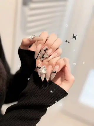 カラー AIN Nailのネイルデザイン