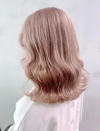 ミディアム カラー ケアブリーチ 黒瀬有汰のヘアスタイル