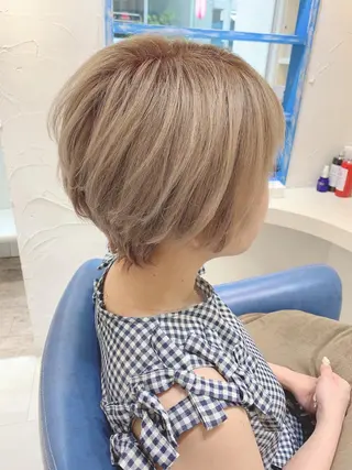 ショート カラー 中目黒✂︎店長✂︎ TOMOHIROのヘアスタイル