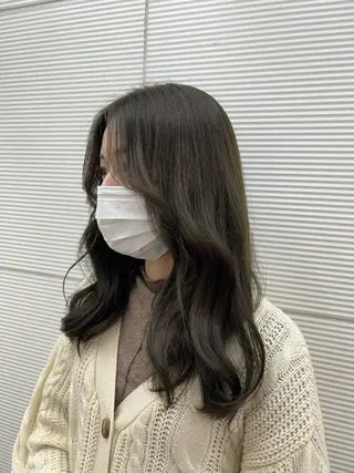 カラー 毛流れパーマ/ Rukiaのヘアスタイル