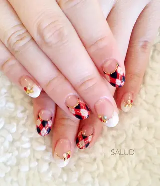 ショート ネイル Nail Salon SALUDのネイルデザイン