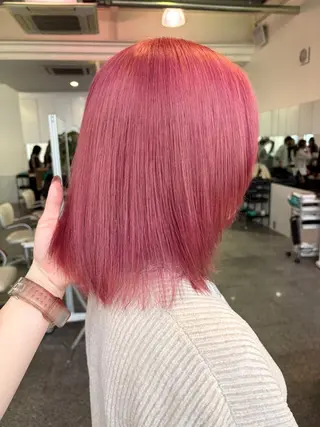 ミディアム ハイトーン/ブリーチ 🤍足立里湖のヘアスタイル