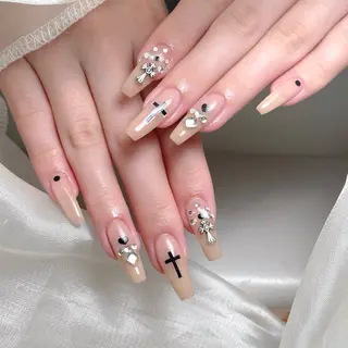 ネイル Maggie Nail🦩のネイルデザイン