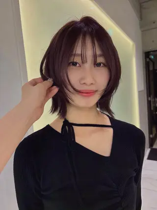 カラー sweep 七海のヘアスタイル