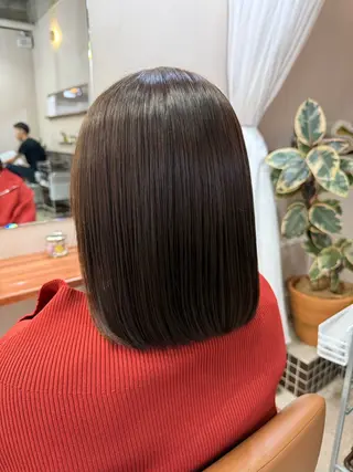 ショート カラー 🫧もも /艶カラー/髪質改善のヘアスタイル