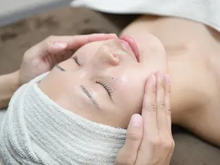 猫背矯正／腰痛／自律神経　専門　岡崎メディカル整体&ゴールデンケア所属・岡崎メディカル整体 &ゴールデンケアのエステ・リラクイメージ