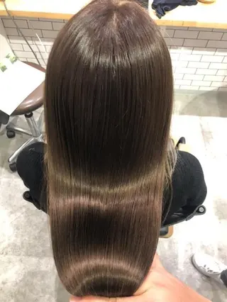 ロング RU RIのヘアスタイル