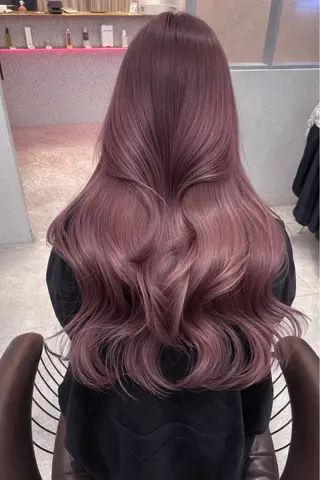 セミロング カラー Lond Le'a /ハイトーンカラーのヘアスタイル