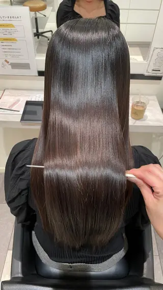 ロング カラー K-two名古屋 菜月のヘアスタイル