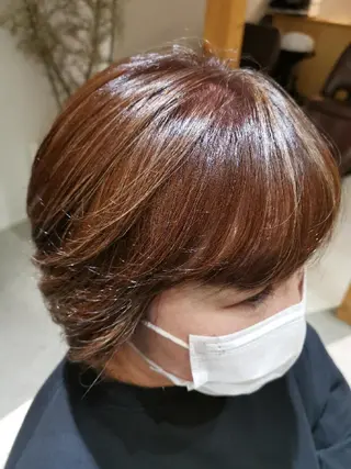 ショート カラー . YULIAのヘアスタイル