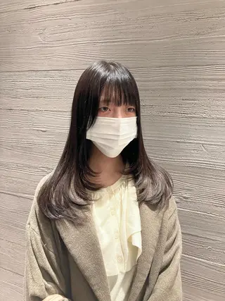 ロング カラー サキ🤍ハイトーン 🩰くびれ巻きヘアのヘアスタイル