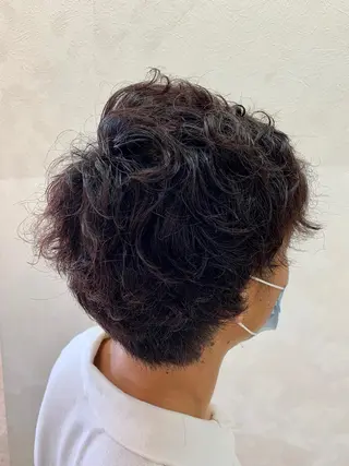 ショート パーマ メンズ 加藤 遥花のヘアスタイル